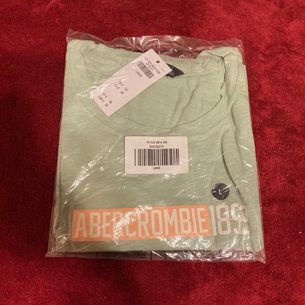 Abercrombie & Fitch top
